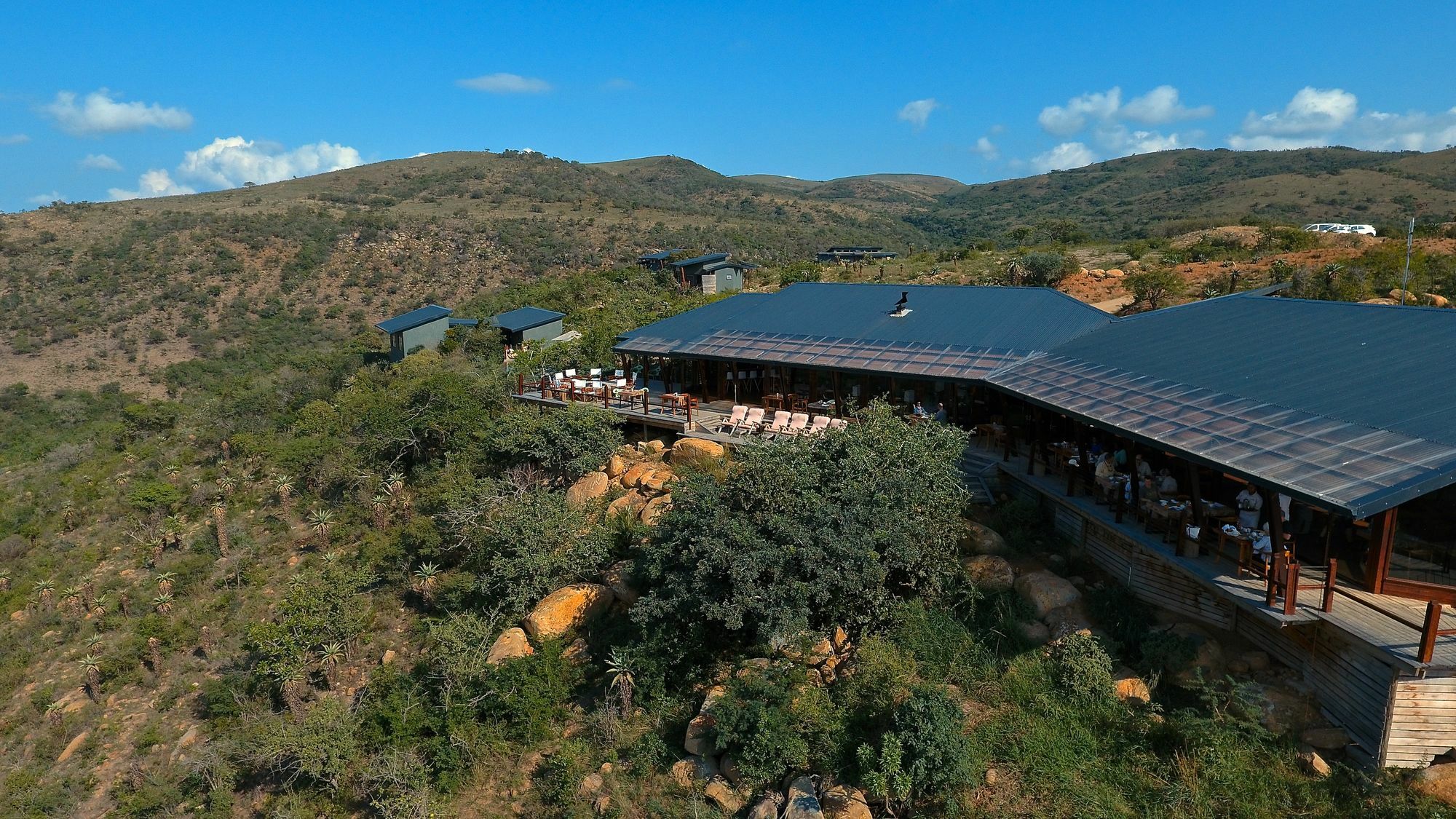 Rhino Ridge Safari Lodge KwaNompondo Exterior foto